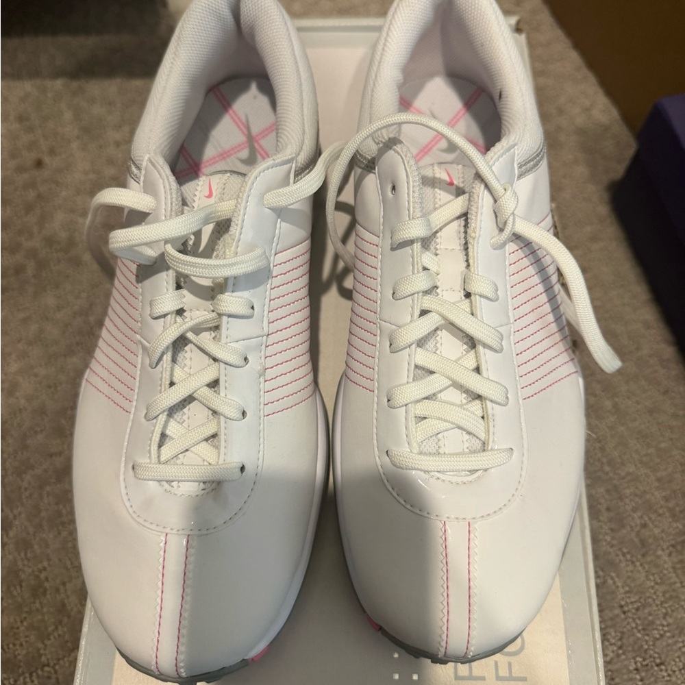 Nike Women’s White Sneakers with Pink Accents